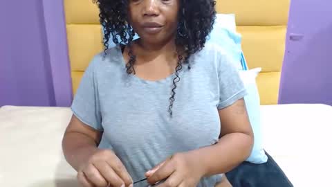 Snapshot of peachassxx chatting on 03-19-26, 05:22 peachy online show from 03-19-26, 05:22