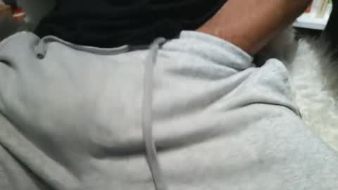 Snapshot of peacheshubby chatting on 07-20-26, 03:36 hard4u online show from 07-20-26, 03:36