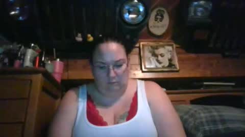 Snapshot of peachtree197 chatting on 01-22-25, 12:59 peachtree197 online show from 01-22-25, 12:59