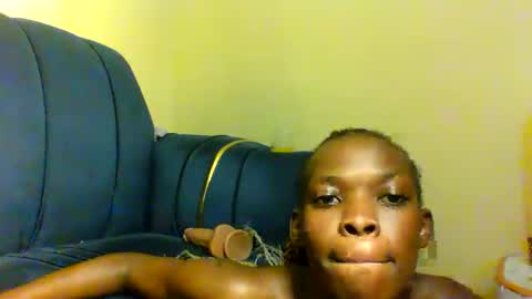 Snapshot of peachy_mummie chatting on 09-19-25, 09:26 peachie online show from 09-19-25, 09:26