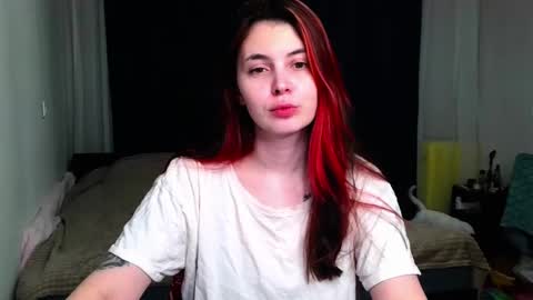Snapshot of peachybabe__ chatting on 12-20-24, 08:45 Peachy online show from 12-20-24, 08:45