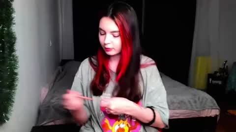 Snapshot of peachybabe__ chatting on 12-22-24, 07:52 Peachy online show from 12-22-24, 07:52