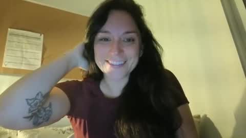 PeachyObsession online show from 10-15-25, 02:44