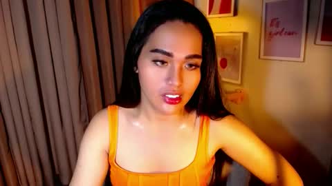 Snapshot of peakaboo_xx chatting on 05-21-26, 11:17 Angel Creamdensada online show from 05-21-26, 11:17