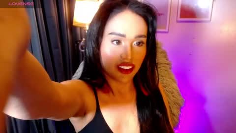 Snapshot of peakaboo_xx chatting on 06-05-26, 02:40 Angel Creamdensada online show from 06-05-26, 02:40