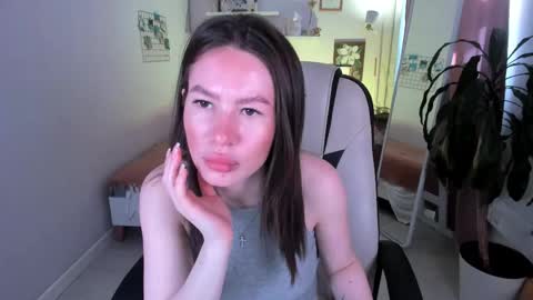 Cutie Pearl online show from 04-11-26, 09:13