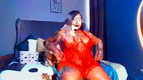 Snapshot of pearlblu38 chatting on 07-13-26, 07:55 Pearl online show from 07-13-26, 07:55