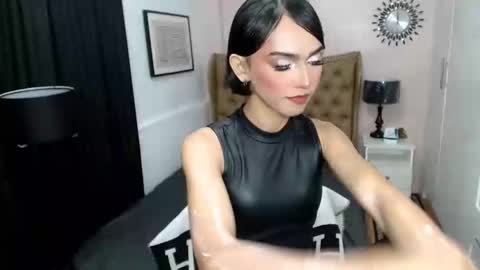 Pearl online show from 02-11-25, 06:40