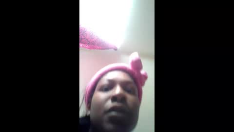 pebblessmith453 online show from 12-15-25, 02:54