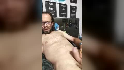 Snapshot of pedrocoelhopio chatting on 06-28-26, 03:45 pedrocoelhopio online show from 06-28-26, 03:45