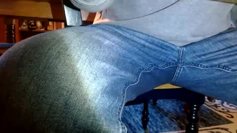 Snapshot of peecocktail chatting on 10-02-25, 12:56 peecocktail online show from 10-02-25, 12:56