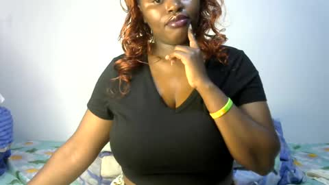 Snapshot of peekyshams chatting on 07-01-26, 02:29 peekyshams online show from 07-01-26, 02:29