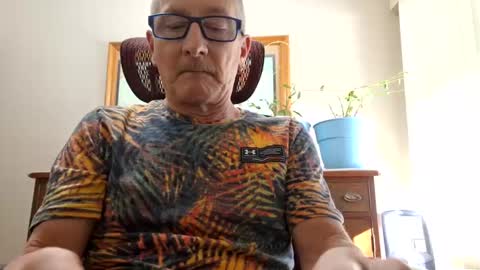 peepingmale online show from 01-12-25, 07:42