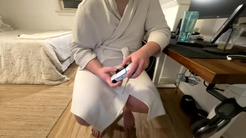 peepmyporksword online show from 12-20-24, 04:20