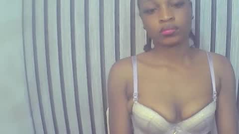 Lizzy online show from 12-03-25, 10:52