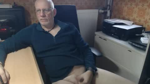 Pemue65 online show from 12-03-25, 09:18