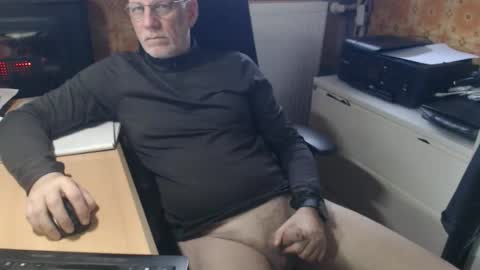 Pemue65 online show from 02-04-26, 08:20