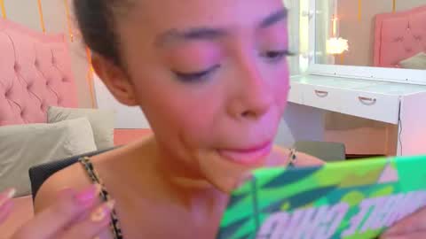 Snapshot of peneelopeecute chatting on 05-09-26, 03:39 peneelopeecute online show from 05-09-26, 03:39