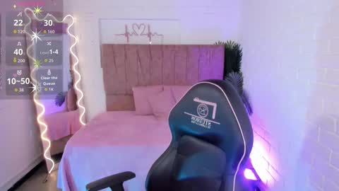 penelope online show from 11-29-25, 03:20