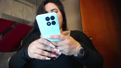 Snapshot of penelope_witts chatting on 05-15-26, 02:40 Penelope online show from 05-15-26, 02:40
