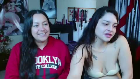 Penelope and my girlfriend Marilyn online show from 07-21-26, 01:57