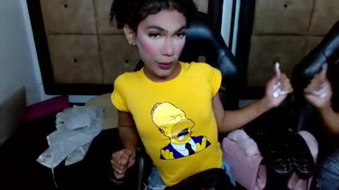 Penelopee Rouse online show from 11-17-25, 08:25