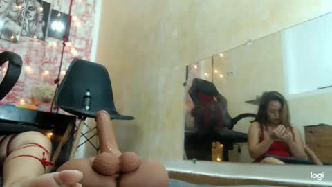 Snapshot of penelopeheart3 chatting on 02-27-25, 02:42 penelopeheart3 online show from 02-27-25, 02:42