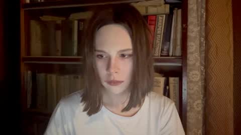 Snapshot of pennilinko chatting on 03-28-26, 04:39 Alya online show from 03-28-26, 04:39