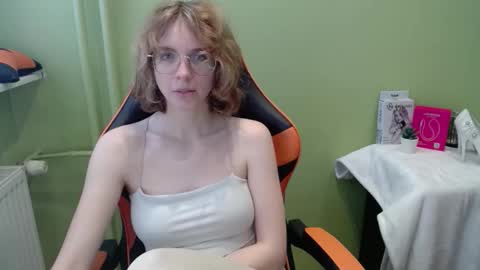 Penny online show from 11-21-25, 07:40