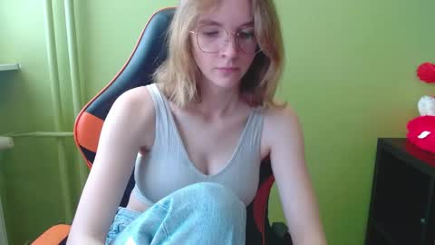 Penny online show from 04-15-26, 06:31