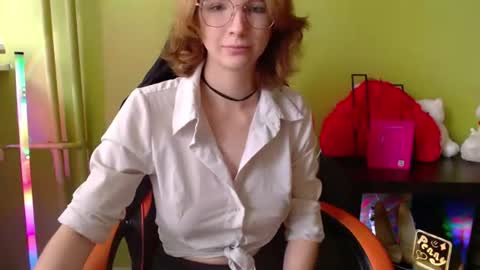 Snapshot of penny_lust chatting on 06-14-26, 06:48 Penny online show from 06-14-26, 06:48