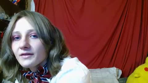 Snapshot of penny_understyx chatting on 12-24-24, 05:16 Loki online show from 12-24-24, 05:16