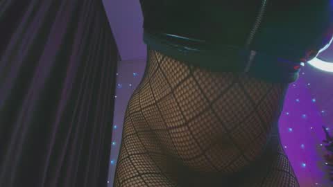 Dia  online show from 12-11-24, 05:10