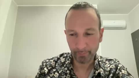 Snapshot of peppinslosqualo chatting on 05-01-26, 01:32 peppinslosqualo online show from 05-01-26, 01:32
