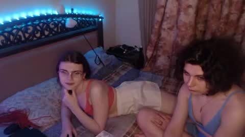 Farida online show from 06-19-26, 10:24