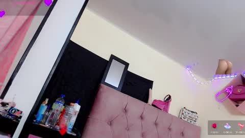 Snapshot of percy_99 chatting on 10-04-25, 12:19 Catira Sexy99 online show from 10-04-25, 12:19