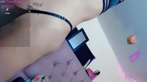 Snapshot of percy_99 chatting on 10-17-25, 04:48 Catira Sexy99 online show from 10-17-25, 04:48