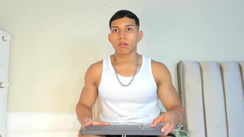 Snapshot of percy_god chatting on 09-19-25, 09:15 percy_god online show from 09-19-25, 09:15
