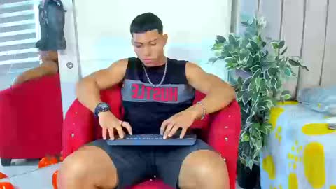 Snapshot of percy_god chatting on 09-25-25, 08:12 percy_god online show from 09-25-25, 08:12