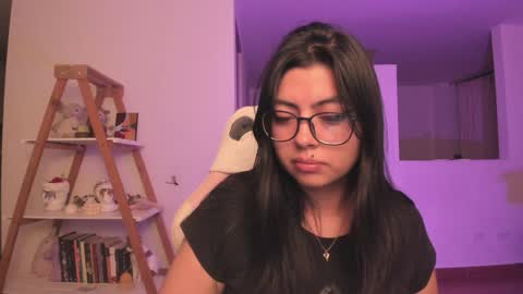 Sarah Ana Banana online show from 02-08-25, 02:47