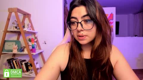 Sarah Ana Banana online show from 03-24-26, 03:00