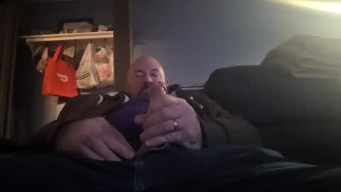 Snapshot of perfectcockdaddy chatting on 12-21-25, 01:40 perfectcockdaddy online show from 12-21-25, 01:40