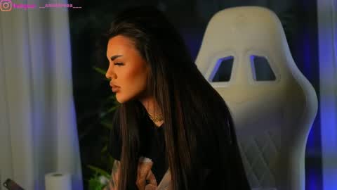 Dee online show from 12-09-24, 08:33