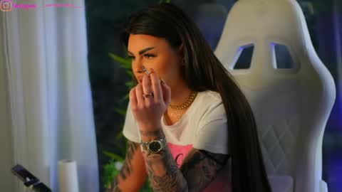 Dee online show from 12-16-24, 09:24