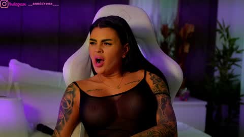 Dee online show from 09-12-25, 03:23