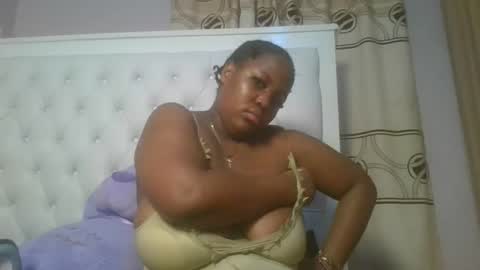 Snapshot of periwinkle20 chatting on 04-17-26, 03:48 Taurus online show from 04-17-26, 03:48