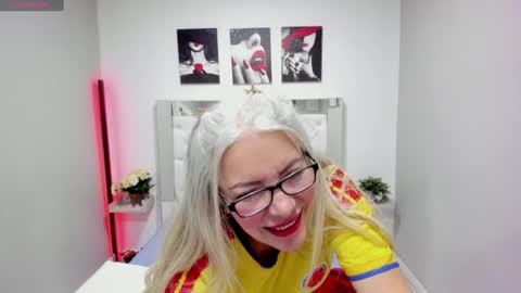 Snapshot of perlaa_sweet_ chatting on 07-03-26, 01:06 Perla online show from 07-03-26, 01:06