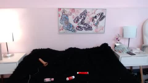 Persefone  online show from 12-18-25, 11:38