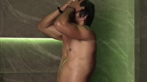 andres    online show from 11-19-25, 06:52