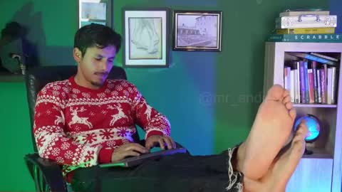 andres    online show from 12-18-25, 06:03